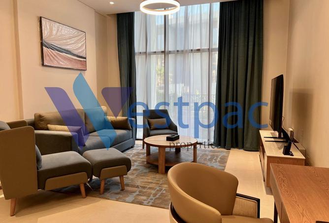 999912 - Property Image 3