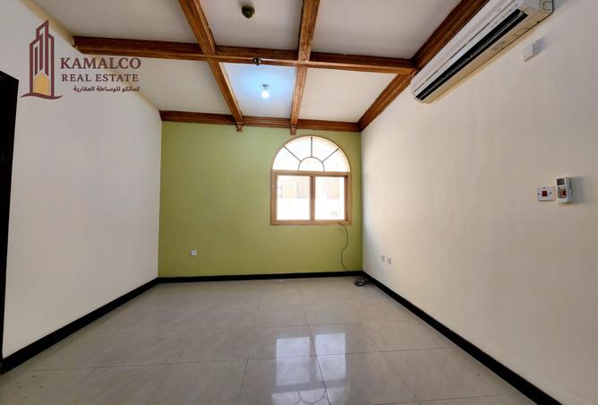 953924 - Property Image 2