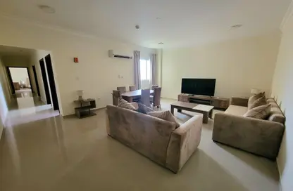 Apartment - 2 Bedrooms - 3 Bathrooms for rent in Bin Omran 46 - Fereej Bin Omran - Doha