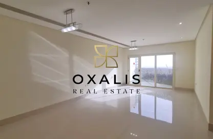 Apartment - 2 Bedrooms - 2 Bathrooms for rent in Marina Tower 02 - Marina District - Lusail