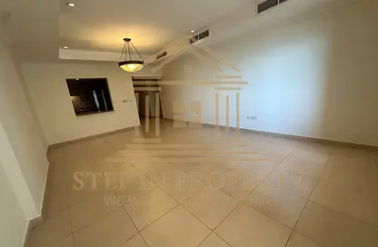 Apartment - 1 Bedroom - 2 Bathrooms for rent in East Porto Drive - Porto Arabia - The Pearl Island - Doha