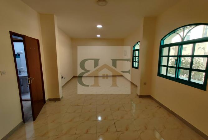 943076 - Property Main Image