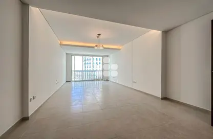 صورة لـ غرفة فارغة شقة - 2 غرف نوم - 3 حمامات للايجار في فيفا غرب - فيفا بحرية - جزيرة اللؤلؤة - الدوحة ، صورة رقم 1