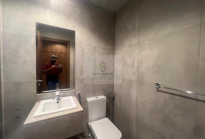 1002905 - Property Image 3