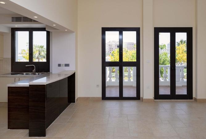 968318 - Property Image 2