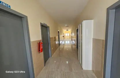 Labor Camp - Studio - 7 Bathrooms for rent in Um Salal shops - Umm Salal Mohammed - Doha