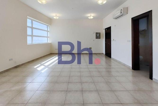 966971 - Property Image 2