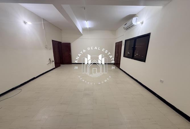 970366 - Property Image 3