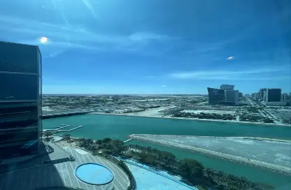 شقة - 2 غرف نوم - 4 حمامات للايجار في أبراج زجزاج - الخليج الغربي - الدوحة