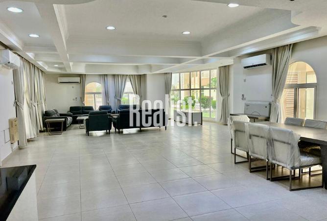 890679 - Property Image 3