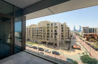 Apartment - 2 Bedrooms - 3 Bathrooms for rent in Gewan Island - The Pearl Island - Doha