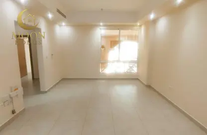 Apartment - 2 Bedrooms - 2 Bathrooms for rent in Al Mansoura - Al Mansoura - Doha