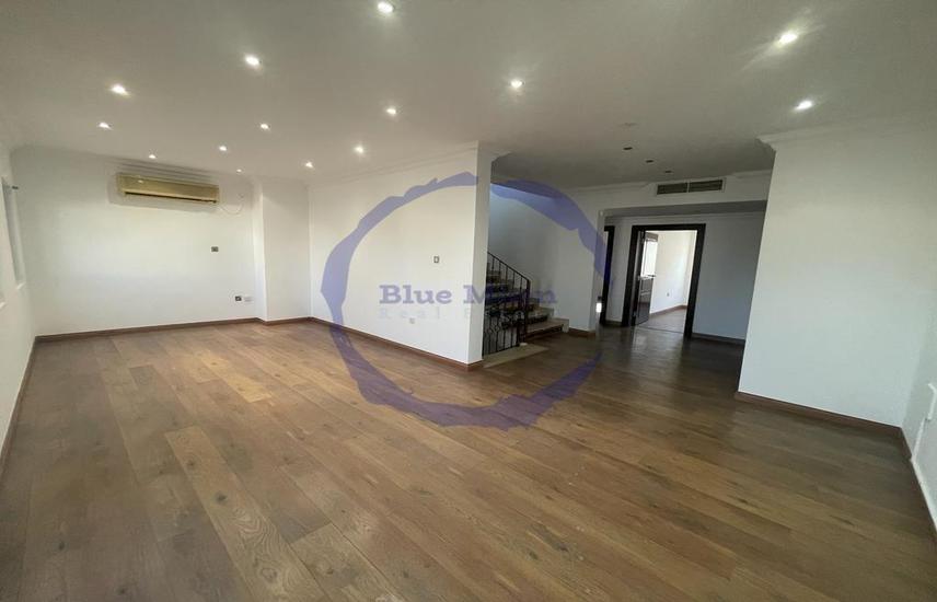 Villa for Rent in West Bay Lagoon Villas 5 BR + M Villa Semi