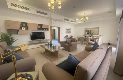 Villa - 3 Bedrooms - 3 Bathrooms for rent in Bab Al Rayyan - Muraikh - AlMuraikh - Doha