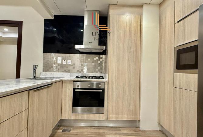 987838 - Property Image 2