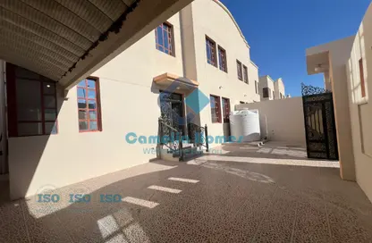Villa - 5 Bedrooms - 5 Bathrooms for rent in Umm Al Seneem Street - Ain Khaled - Doha
