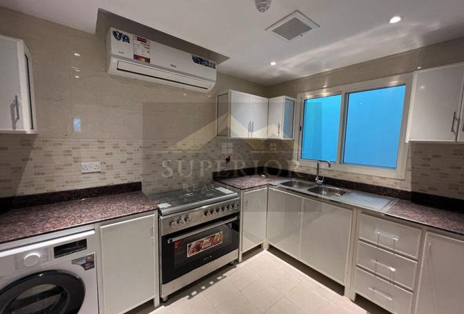 913385 - Property Image 2