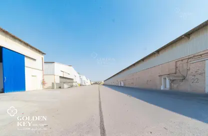 Warehouse - Studio - 3 Bathrooms for rent in Industrial Area 1 - Industrial Area - Doha