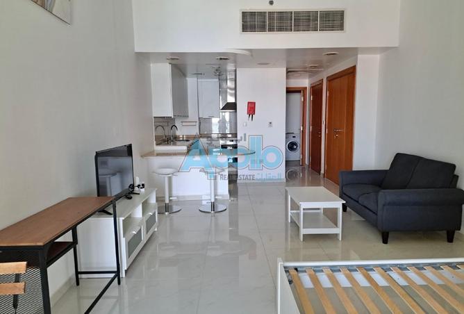 868489 - Property Image 2