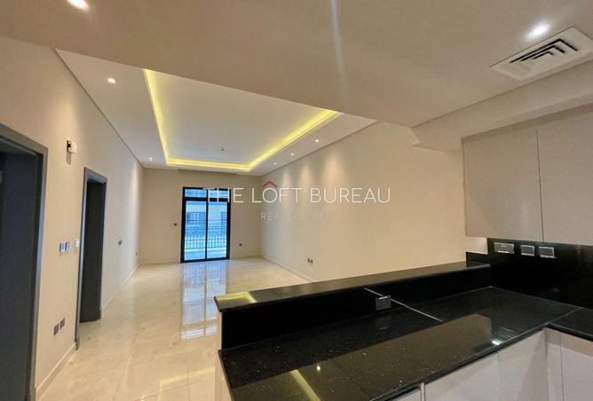 900663 - Property Image 2