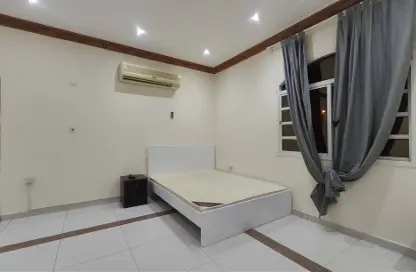 Apartment - Studio - 1 Bathroom for rent in Al Nuaim Compound - Al Duhail North - Al Duhail - Doha