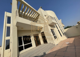 Villa - 5 bedrooms - 7 bathrooms for rent in Al Maamoura - Al Maamoura - Doha