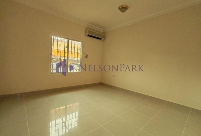 997908 - Property Image 2