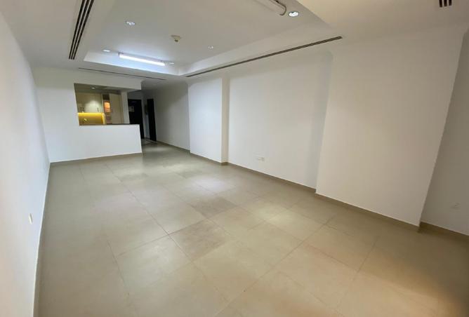 958419 - Property Image 3