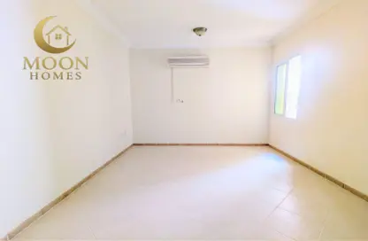 شقة - 3 غرف نوم - 2 حمامات للايجار في منتزه 7 - المنتزه - الدوحة