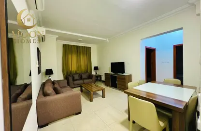 Apartment - 1 Bedroom - 1 Bathroom for rent in Umm Ghuwalina - Umm Ghuwailina - Doha