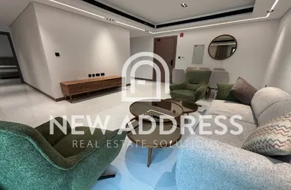 Apartment - 2 Bedrooms - 3 Bathrooms for rent in West Walk - Al Waab - Doha