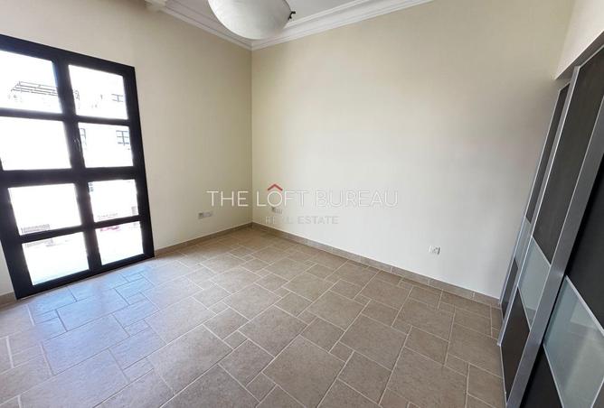 903270 - Property Image 3