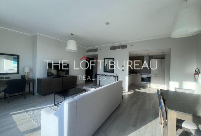 963587 - Property Image 2