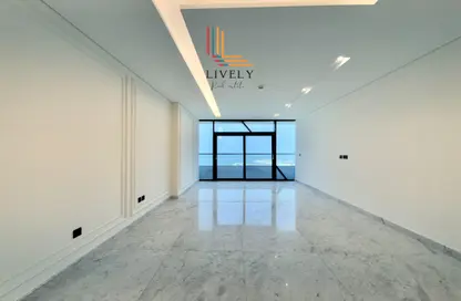 Apartment - 2 Bedrooms - 3 Bathrooms for rent in Lusail Residence - Marina District - Lusail