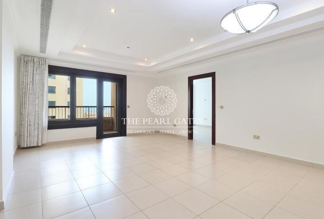 882905 - Property Image 3