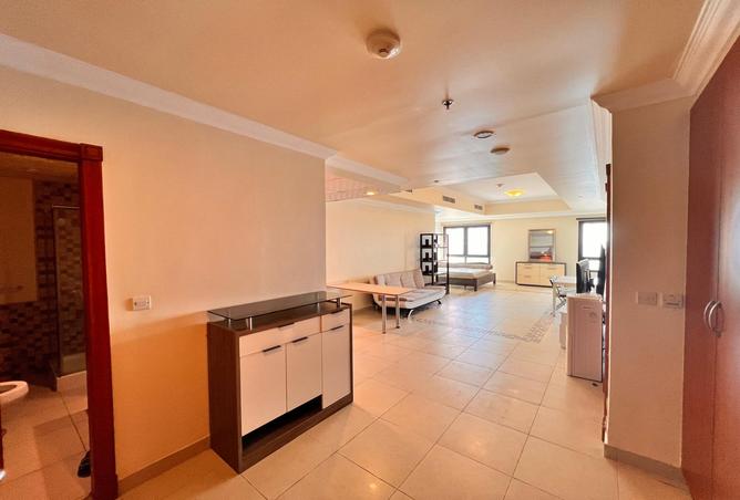 935852 - Property Image 2