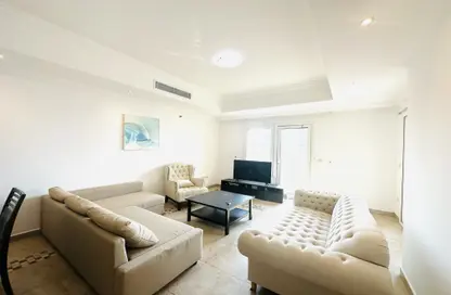 شقة - 2 غرف نوم - 3 حمامات للايجار في طريق بورتو الشرقي - بورتو أرابيا - جزيرة اللؤلؤة - الدوحة