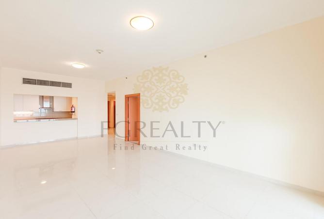 989328 - Property Image 2