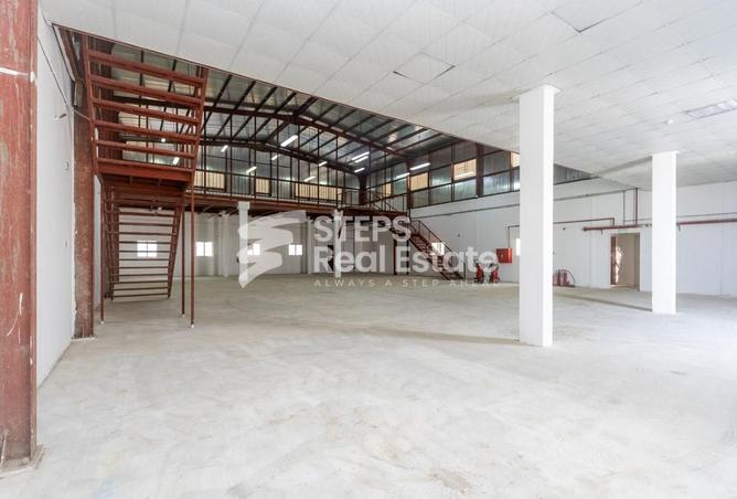 956866 - Property Image 3