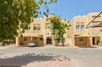 فيلا - 4 غرف نوم - 5 حمامات للايجار في فلل عين خالد - عين خالد - الدوحة