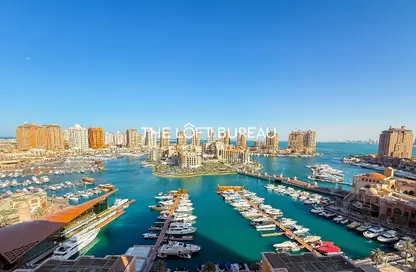 Apartment - 2 Bedrooms - 3 Bathrooms for sale in Tower 9 - Porto Arabia - The Pearl Island - Doha