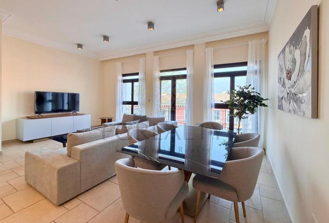 983704 - Property Main Image