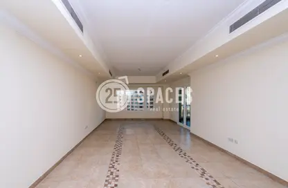 Apartment - 2 Bedrooms - 3 Bathrooms for rent in West Porto Drive - Porto Arabia - The Pearl Island - Doha