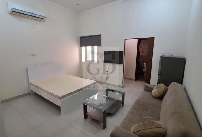 982186 - Property Image 3