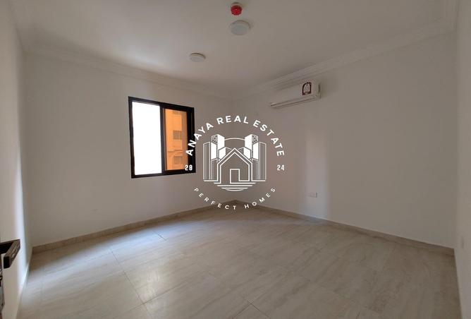 971994 - Property Image 2