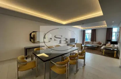 Living / Dining Room image for: Apartment - 2 Bedrooms - 4 Bathrooms for rent in Floresta Gardens - Floresta Gardens - The Pearl Island - Doha, Image 1