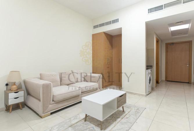 990055 - Property Image 2