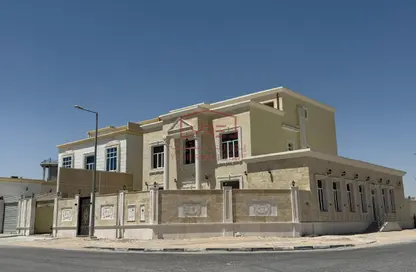 فيلا - 8 غرف نوم - 8 حمامات للبيع في الريم جاردن - شمال مويثر - منطقة مويثر - الدوحة