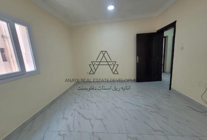 934219 - Property Image 2