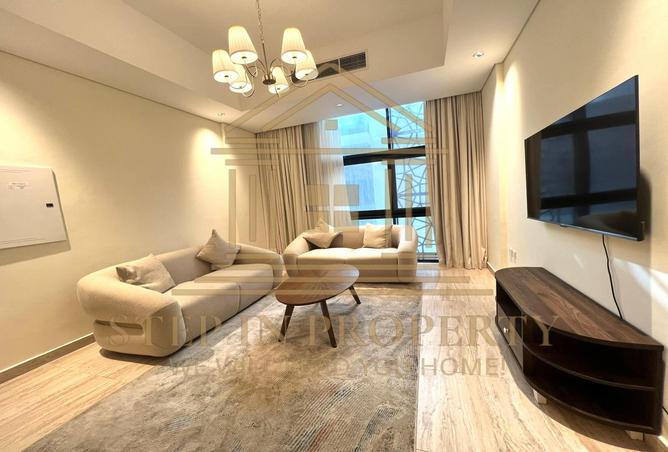 987034 - Property Image 2